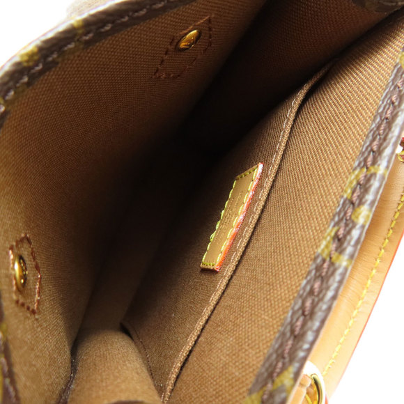 Louis Vuitton Petit Sac Plat Monogram Handbag - Picture 5 of 9